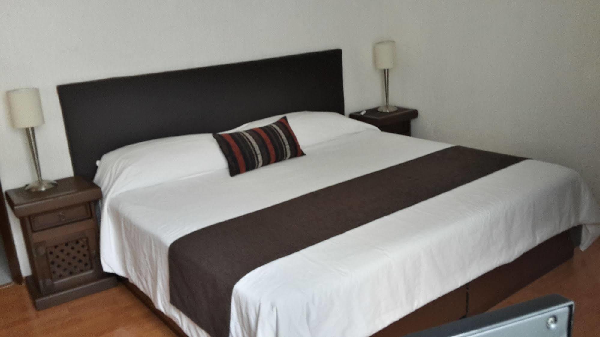 Grupo Kings Suites - Horacio 1525 Мексико Сити Екстериор снимка